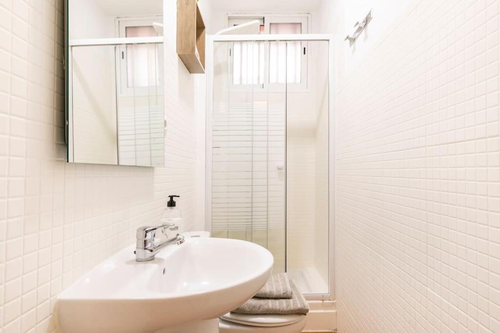 Acogedor Piso En Madrid De Dos Habitaciones Exteriér fotografie